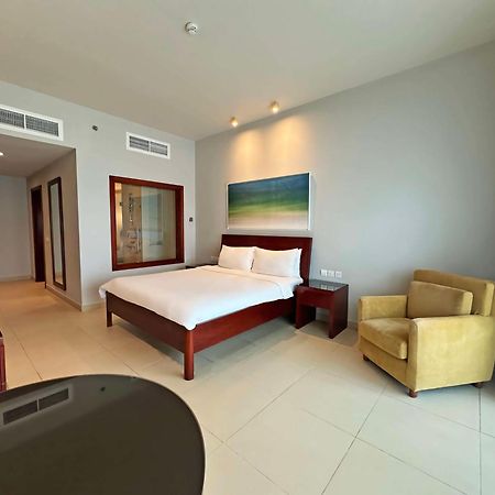 Radisson Blu Resort, Φουτζάυρα Εξωτερικό φωτογραφία A bedroom at the hotel