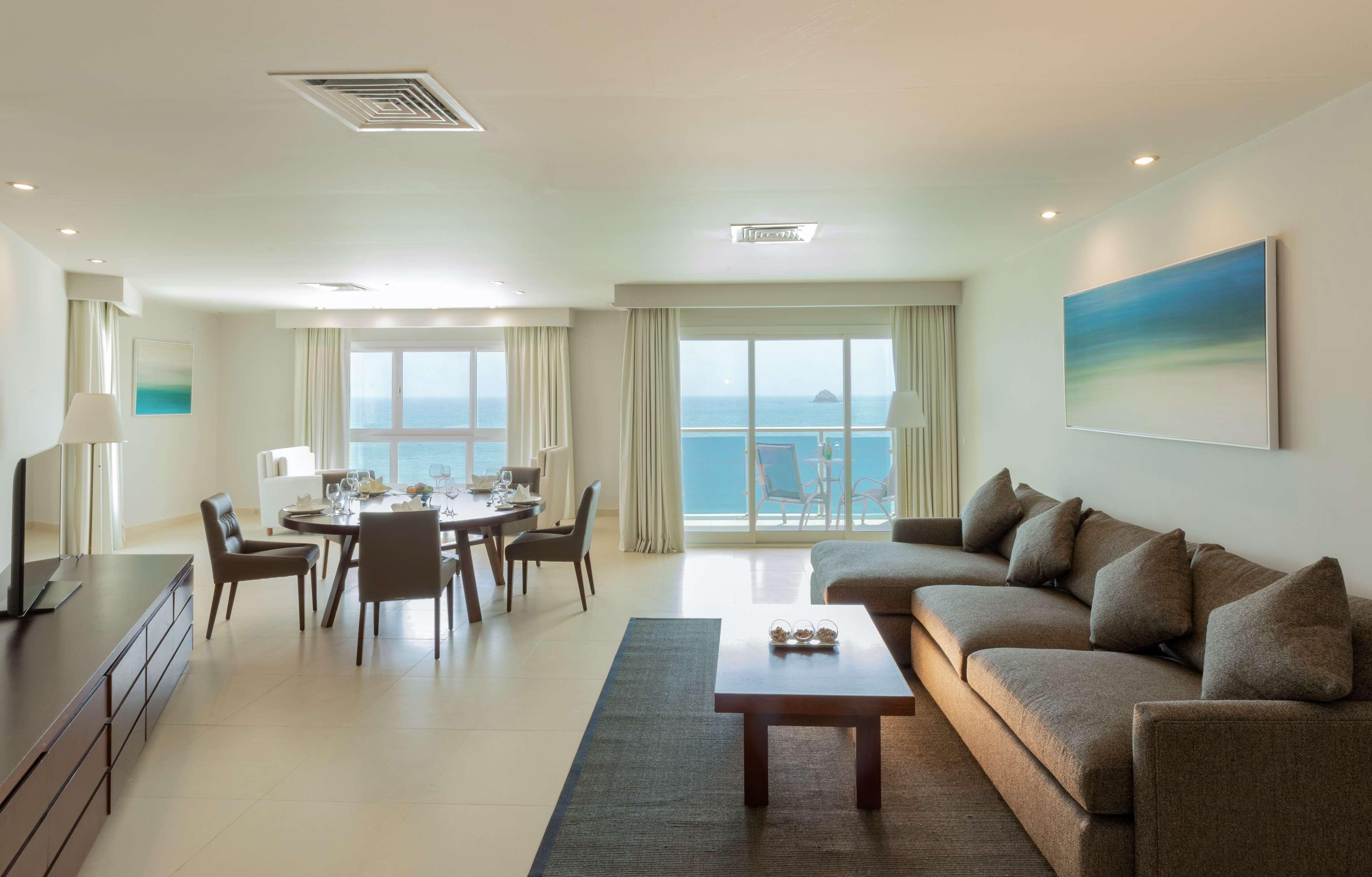 Radisson Blu Resort, Φουτζάυρα Εξωτερικό φωτογραφία Living room