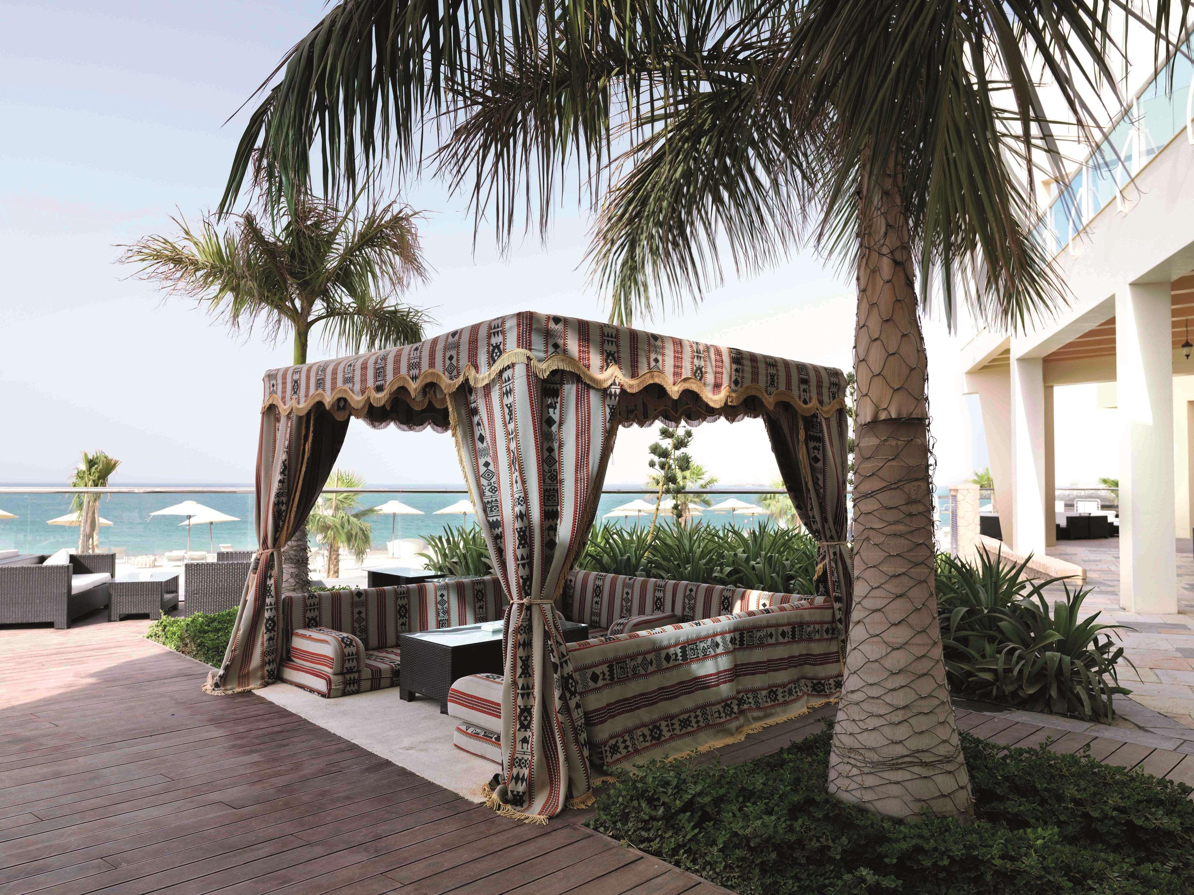 Radisson Blu Resort, Φουτζάυρα Εξωτερικό φωτογραφία The beach at the Jumeirah Beach Hotel