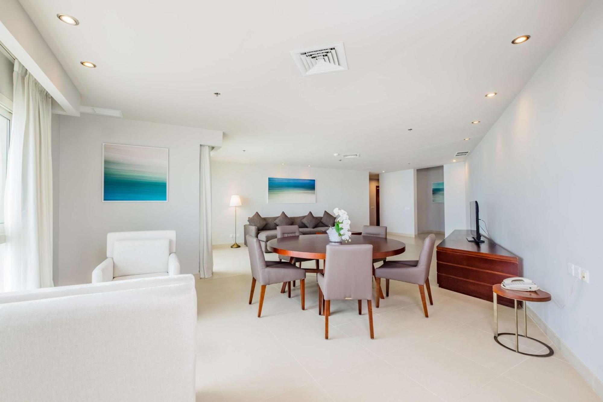 Radisson Blu Resort, Φουτζάυρα Εξωτερικό φωτογραφία A typical suite at the hotel