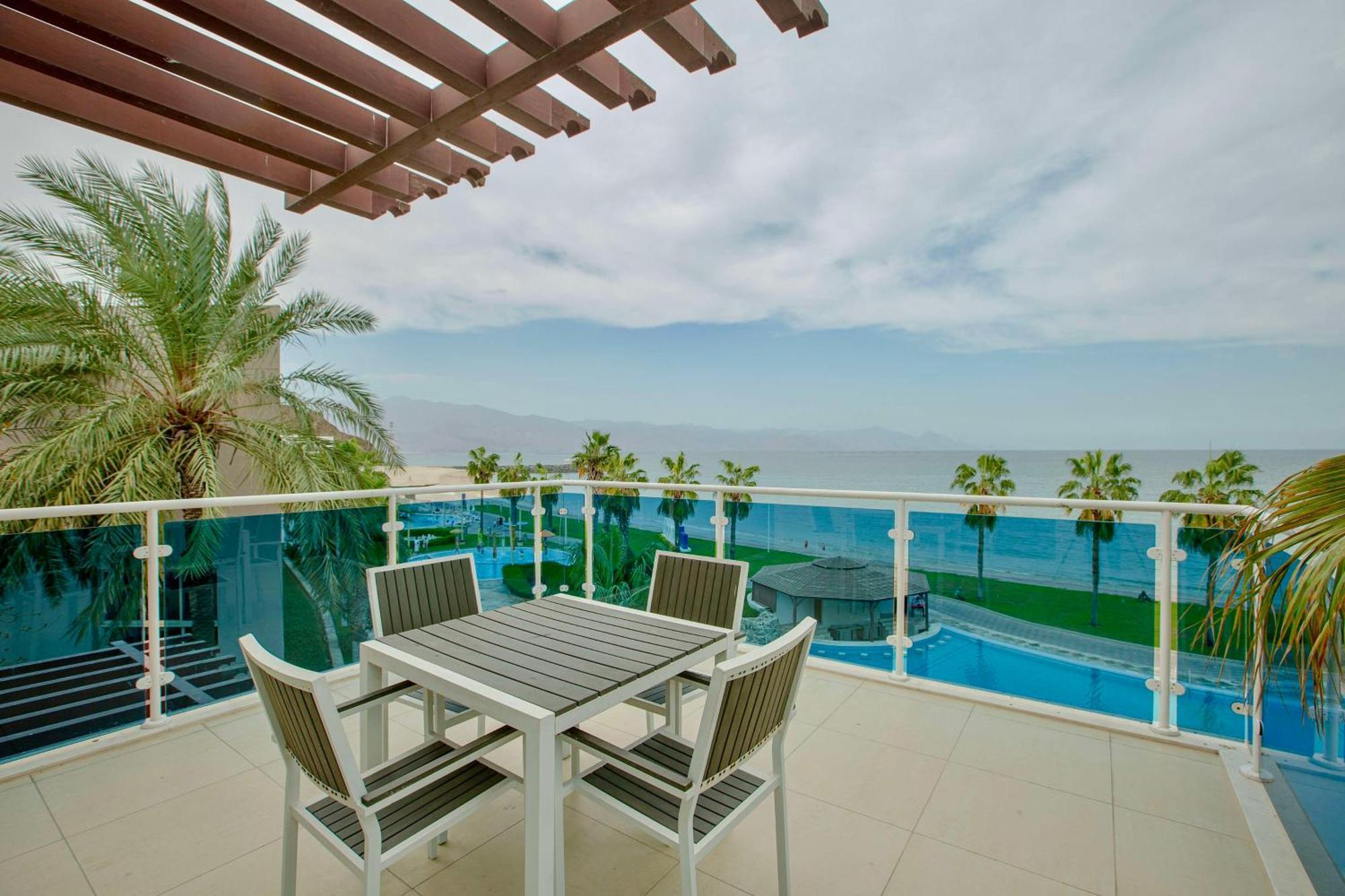 Radisson Blu Resort, Φουτζάυρα Εξωτερικό φωτογραφία